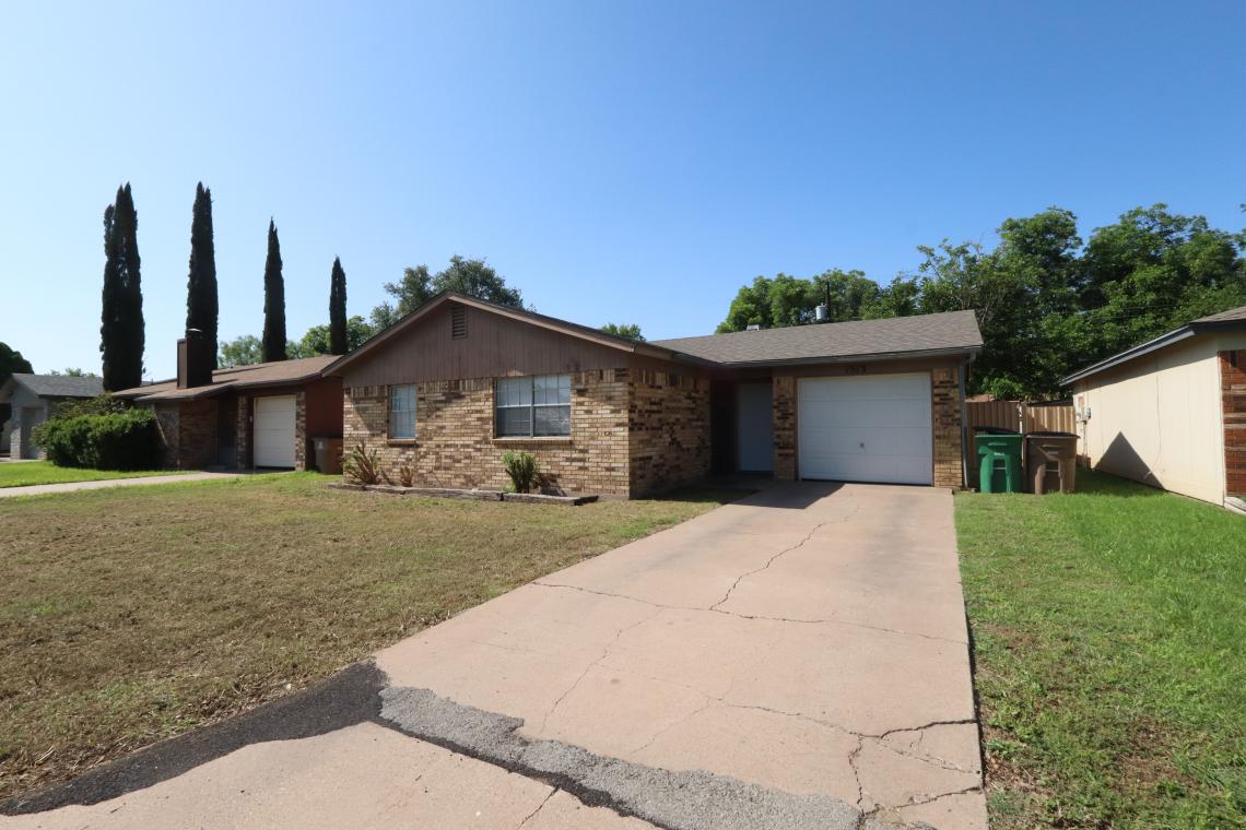 1513 Clayton