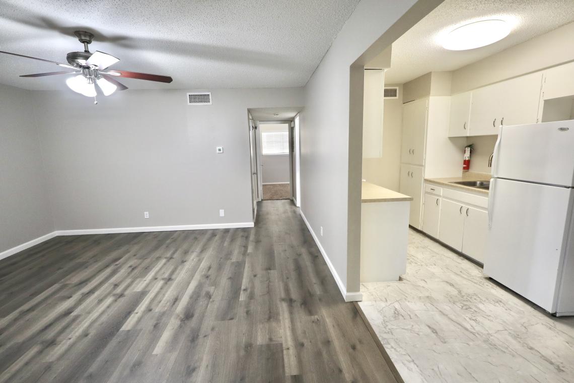 2828 San Antonio, Apt 15