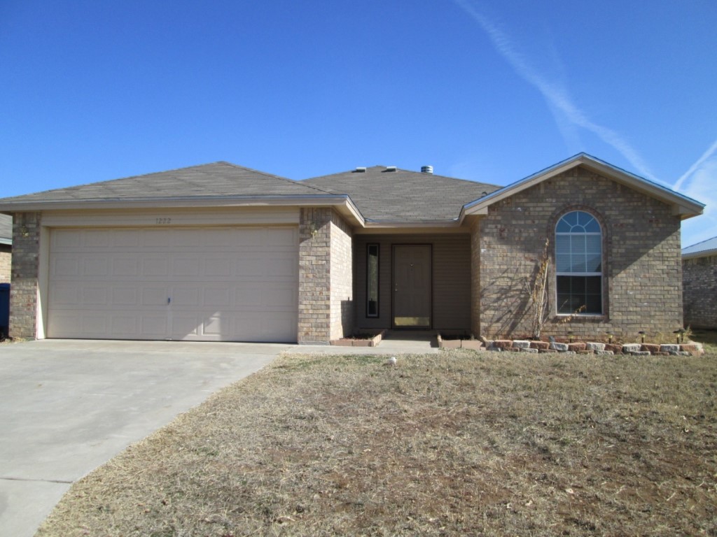 1222 Hugo Lane
