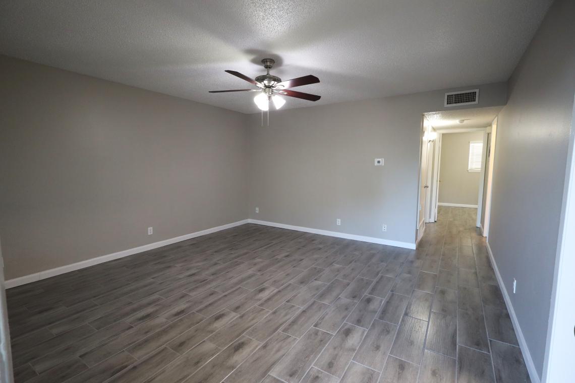 2914 San Antonio St., Apt 17