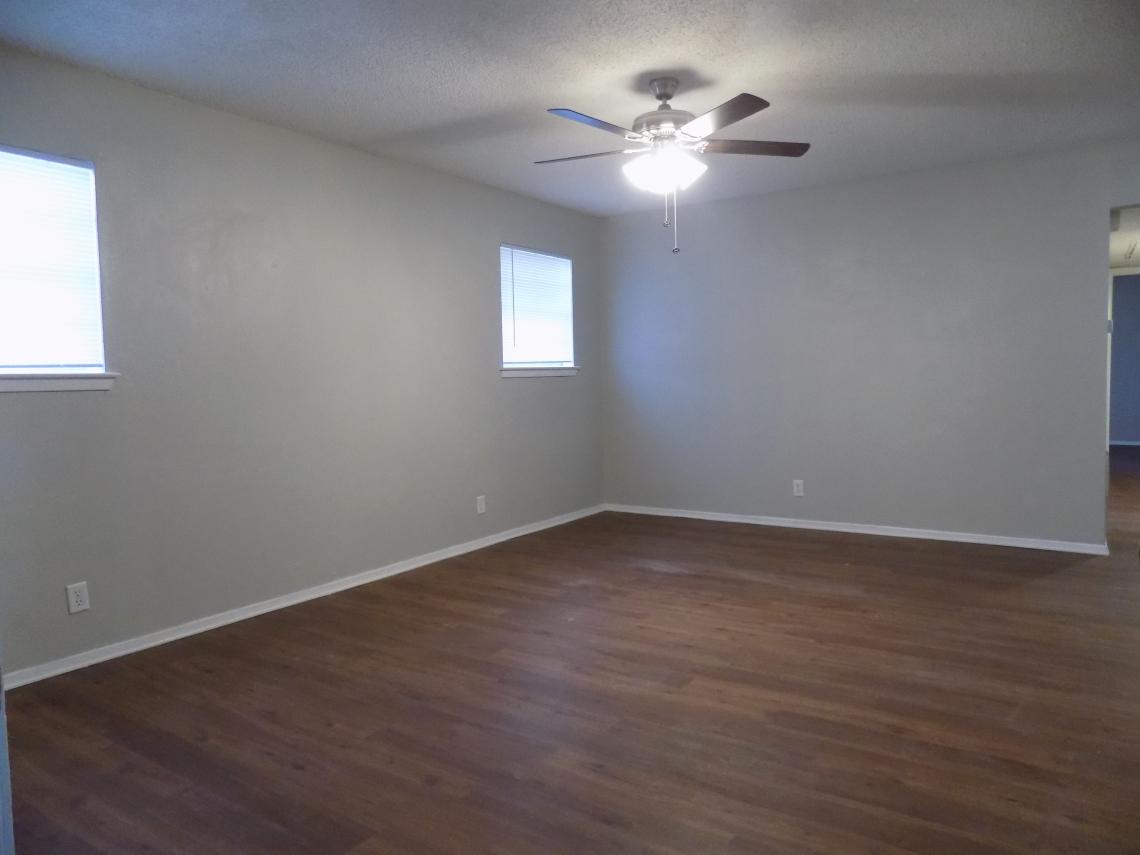 302 N. Main St, Apt 25