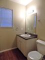 819 B Bathroom