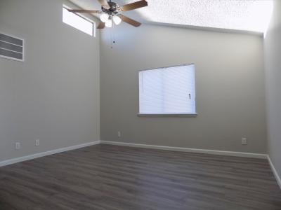 2814 Rio Grande St., Apt 20
