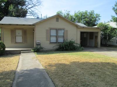 2213 Guadalupe