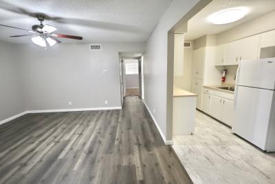 2828 San Antonio, Apt 15