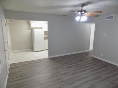 2828 San Antonio St, Apt 20