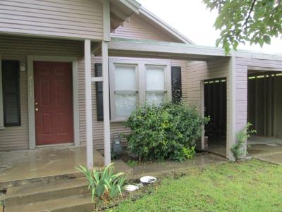 2117 San Antonio