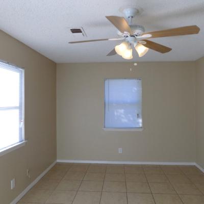 702 E. Highland (3)