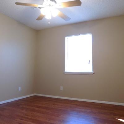 702 E. Highland (5)