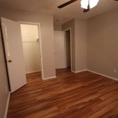 501 N. Bell St, Apt 20 (9)
