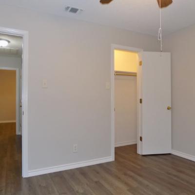 1222 Hugo Lane (34)