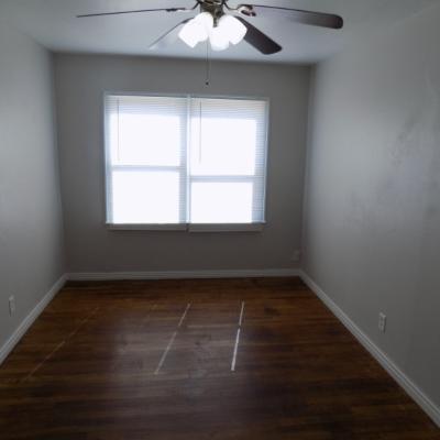 2338 Guadalupe (20)