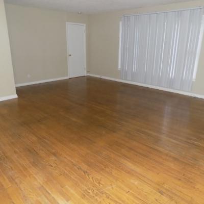 2646 W. Avenue N (4)