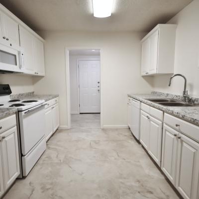 2720 W. Harris (10)
