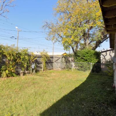 2720 W. Harris (3)