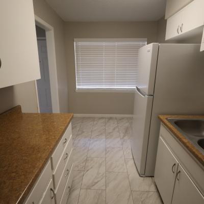 2924 San Antonio, Apt. 09 (3)