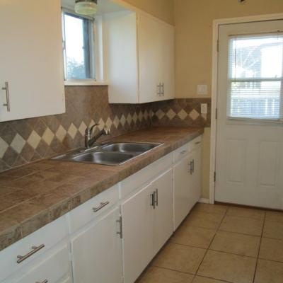 3123 San Antonio St. (5)