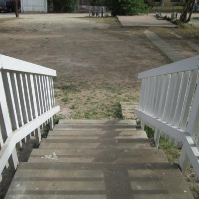 330 W. Avenue C (22)