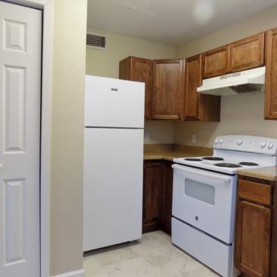 330 W. Avenue C (11)