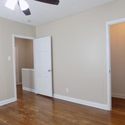 332 W. Avenue C (19)