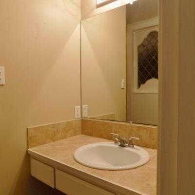 413 N. Bishop #2 (25)