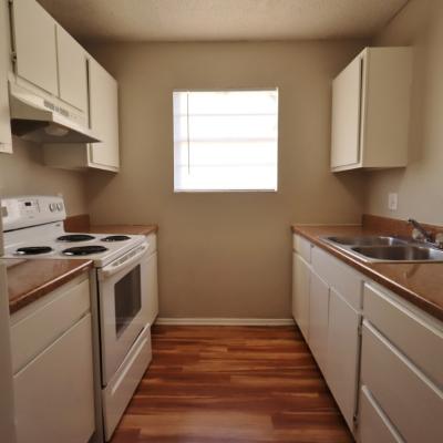 501 N. Bell St, Apt 20 (3)