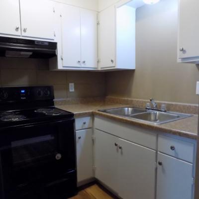 302 N Main St., Apt 17 (4)