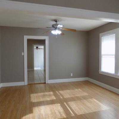 1825 W. Avenue J (7)
