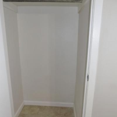 712 E. Highland (10)