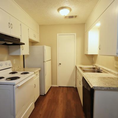 725 B N. Bishop St. (3)