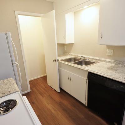 725 B N. Bishop St. (4)