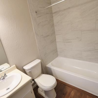 725 B N. Bishop St. (9)