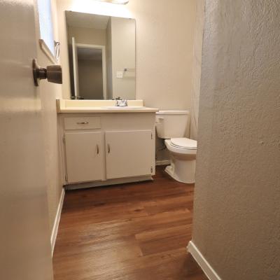 725 B N. Bishop St. (10)