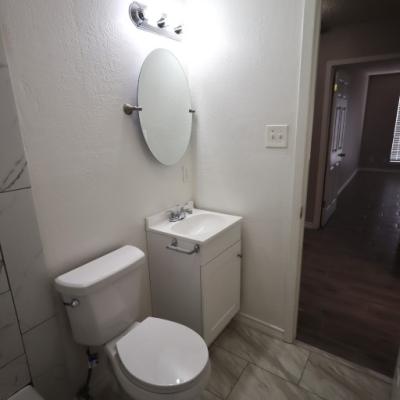 811 Knickerbocker, Apt. D (12)