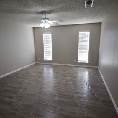 811 Knickerbocker, Apt. D (26)