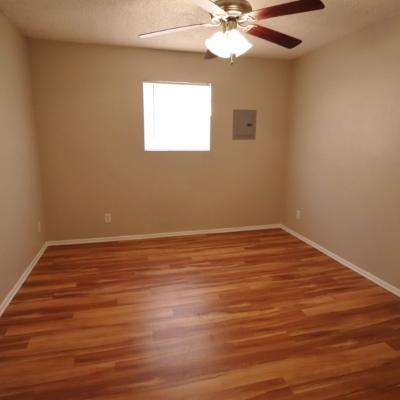 501 N. Bell St, Apt 20 (8)