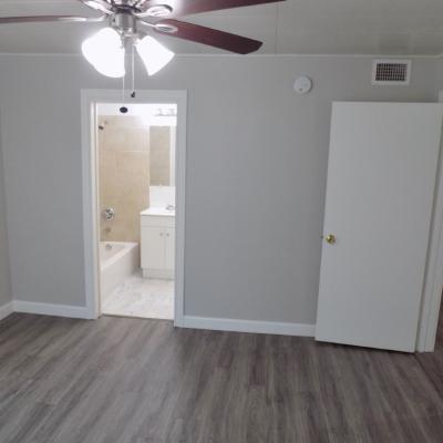 413 N. Bishop #1 (21)