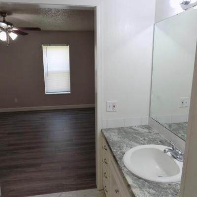 413 N. Bishop #1 (26)