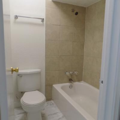 413 N. Bishop #1 (27)