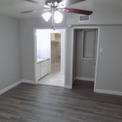 413 N. Bishop #1 (30)