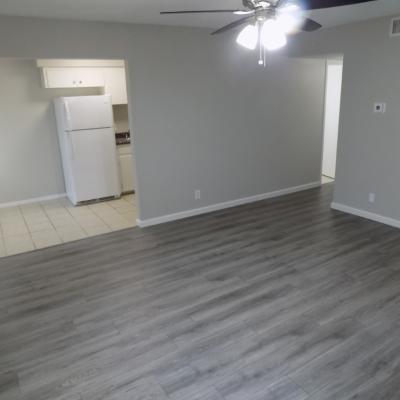 2828 San Antonio, Apt. 06 (6)