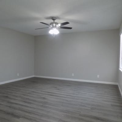 2828 San Antonio, Apt. 06 (4)