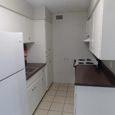 2828 San Antonio, Apt. 06 (7)