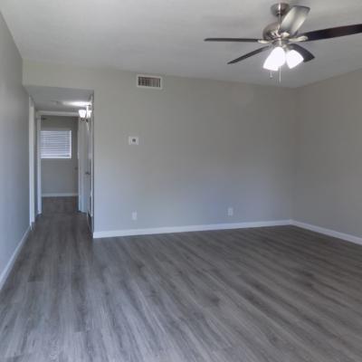 2828 San Antonio, Apt. 06 (2)