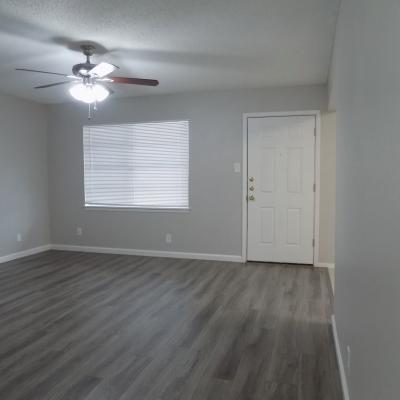 2828 San Antonio St, Apt 08 (5)