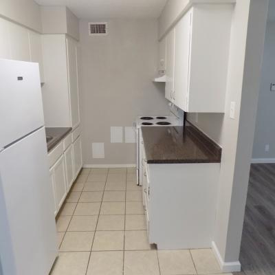 2828 San Antonio St, Apt 08 (6)