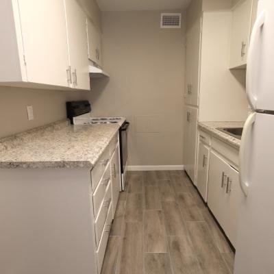 2828 San Antonio St., Apt. 11 (5)