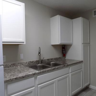 2828 San Antonio, Apt. 12 (8)