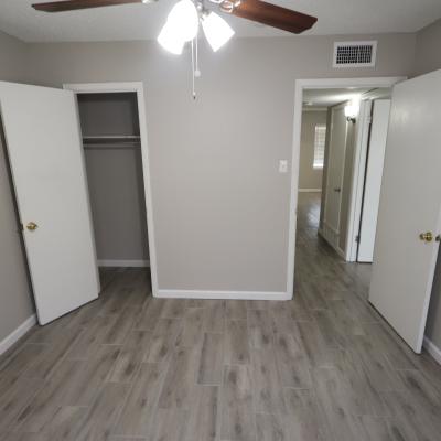 2828 San Antonio St, Apt 13 (9)