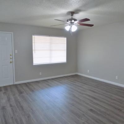 2828 San Antonio St., Apt 17 (4)